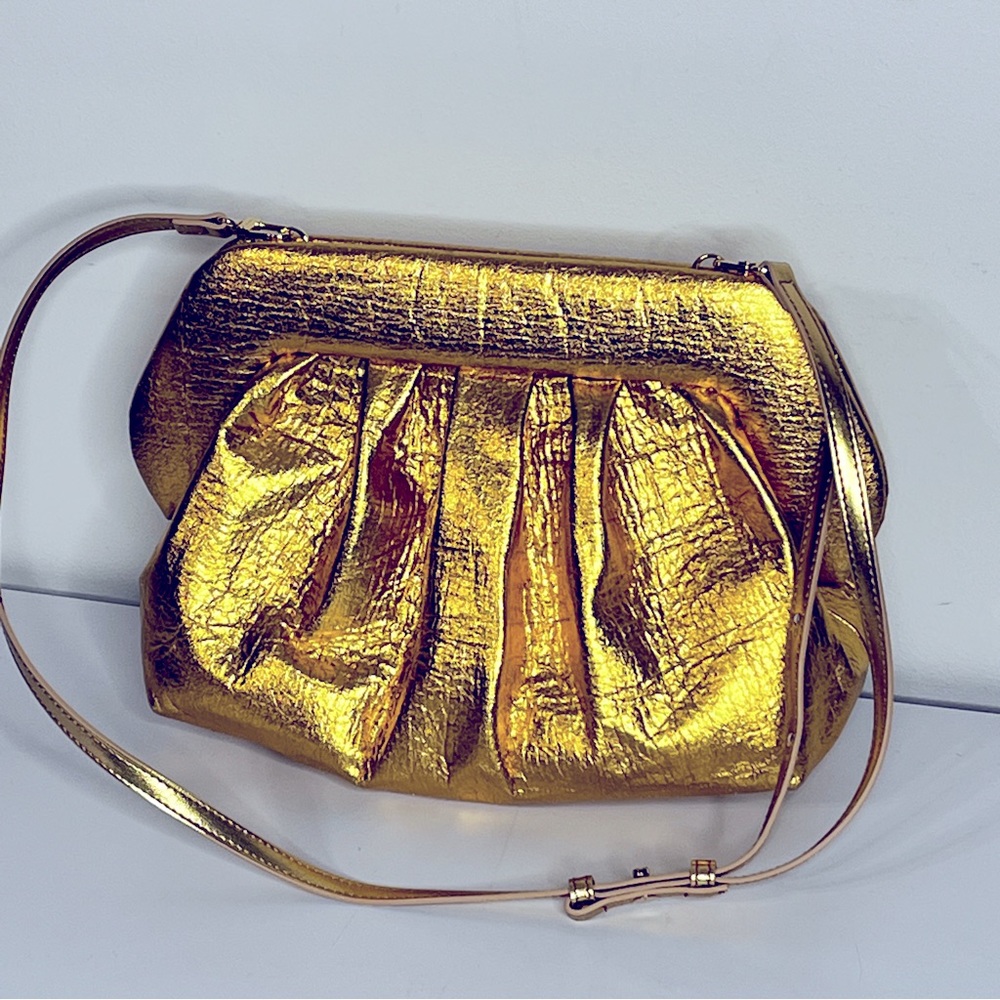 THEMOIRe Bios Pineapple Gold Pouch Bag